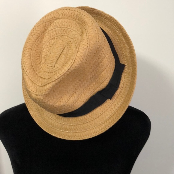 Straw hat with black small bow - Picture 1 of 4